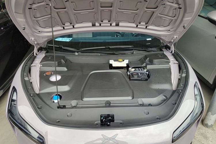 Used XPeng MONA M03 2025 600 with Ultra-Long Range Max Engine Bay
