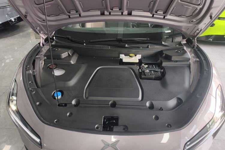 Used XPeng MONA M03 2025 600 with Ultra-Long Range Max Engine Bay