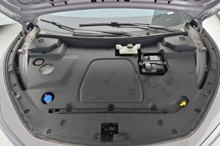Used XPeng MONA M03 2025 600 with Ultra-Long Range Max Engine Bay