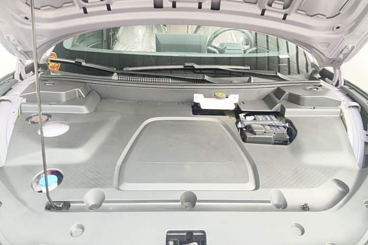Used XPeng MONA M03 2025 502 Long-Range Max Engine Bay