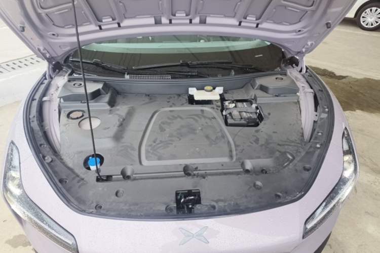 Used XPeng MONA M03 2025 620 Ultra-Long Range Plus Engine Bay