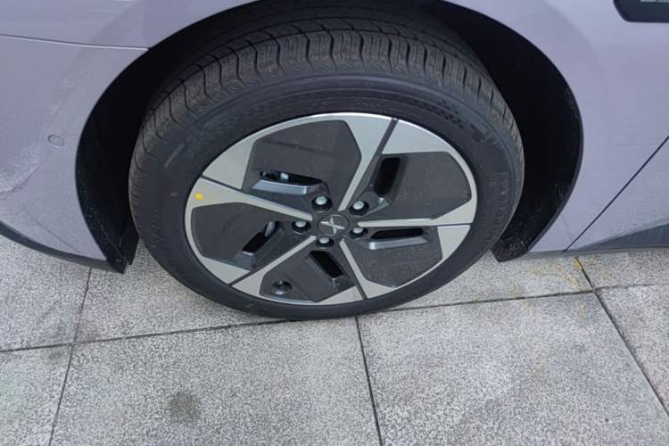 Used XPeng MONA M03 2025 515 Long-Range Plus Exterior 4