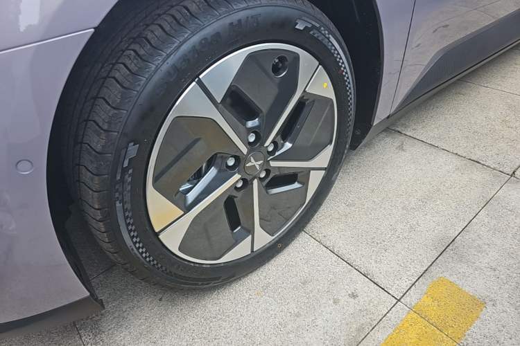 Used XPeng MONA M03 2025 515 Long-Range Plus Exterior 4