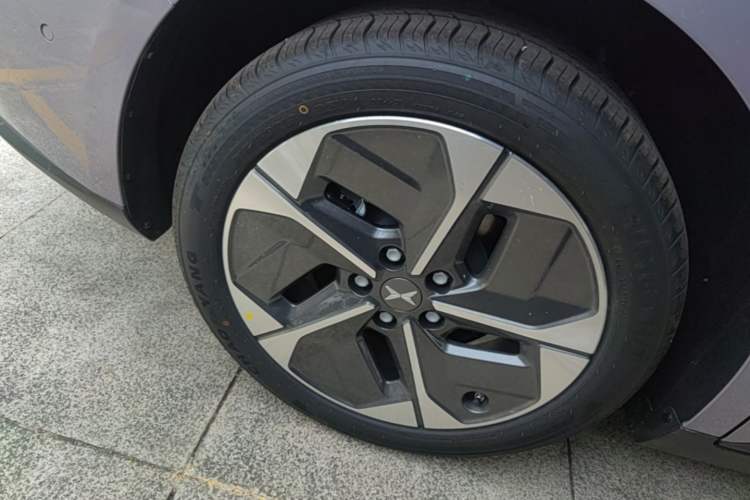 Used XPeng MONA M03 2025 515 Long-Range Plus Exterior 5
