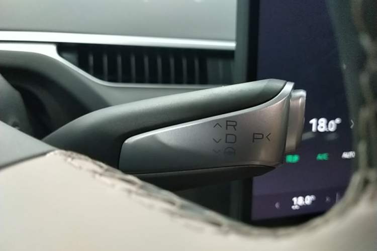 Used XPeng MONA M03 2025 600 with Ultra-Long Range Max Gear Lever