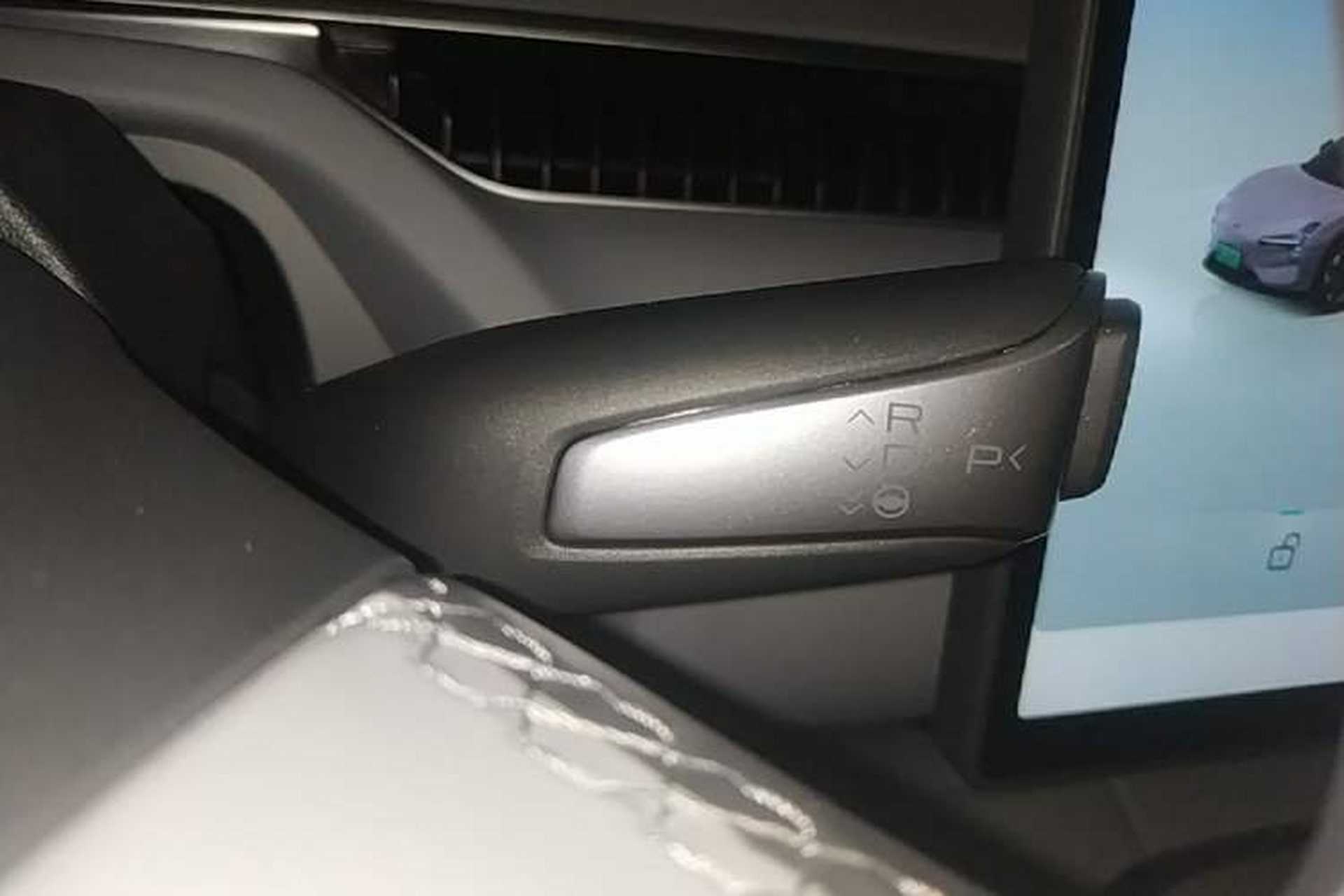 Used XPeng MONA M03 2025 600 with Ultra-Long Range Max Gear Lever