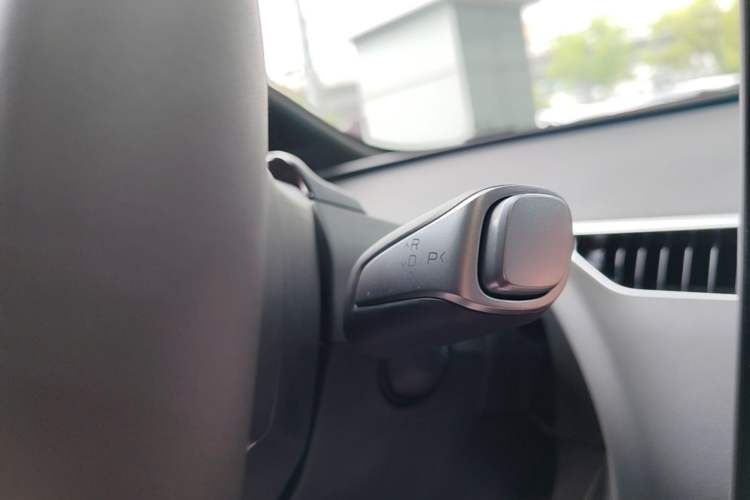 Used XPeng MONA M03 2025 502 Long-Range Max Gear Lever