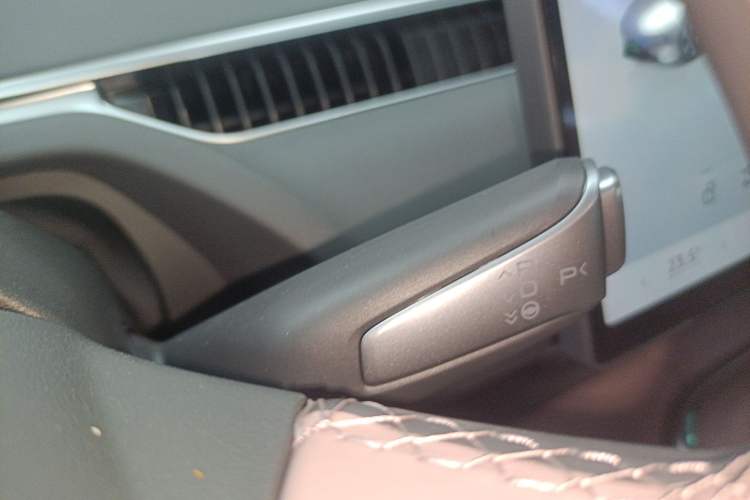 Used XPeng MONA M03 2025 515 Long-Range Plus Gear Lever