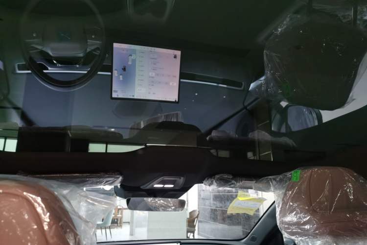 Used XPeng MONA M03 2025 515 Long-Range Plus Headliner
