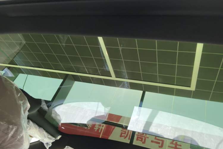 Used XPeng MONA M03 2025 515 Long-Range Plus Headliner