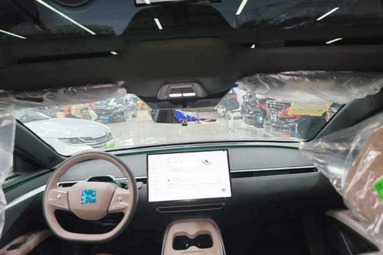 Used XPeng MONA M03 2025 620 Ultra-Long Range Plus Headliner