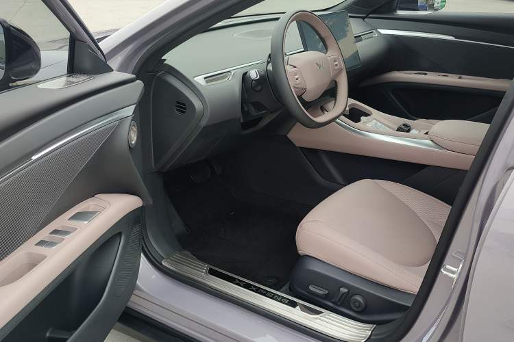 Used XPeng MONA M03 2025 502 Long-Range Max Interior 1