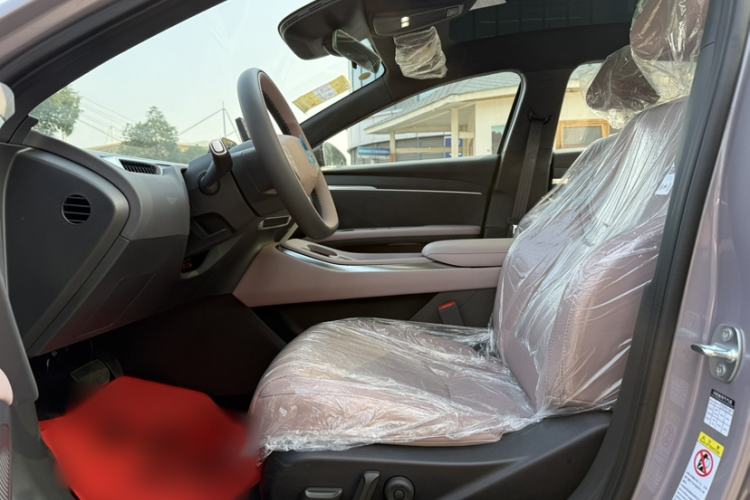 Used XPeng MONA M03 2025 502 Long-Range Max Interior 2