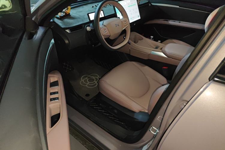 Used XPeng MONA M03 2025 600 with Ultra-Long Range Max Interior 3