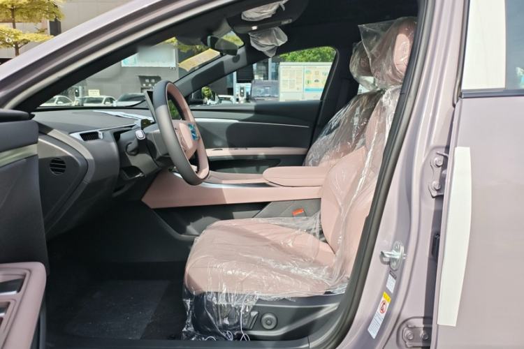 Used XPeng MONA M03 2025 502 Long-Range Max Interior 6