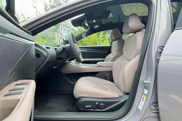 Used XPeng MONA M03 2025 502 Long-Range Max Interior 7