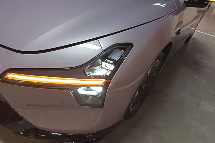 Used XPeng MONA M03 2025 600 with Ultra-Long Range Max Left Front Headlight