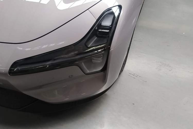 Used XPeng MONA M03 2025 600 with Ultra-Long Range Max Left Front Headlight