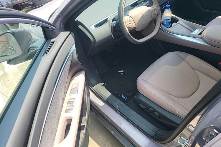 Used XPeng MONA M03 2025 600 with Ultra-Long Range Max Left Front Seat