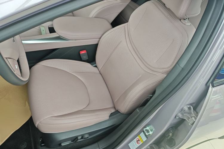Used XPeng MONA M03 2025 502 Long-Range Max Left Front Seat