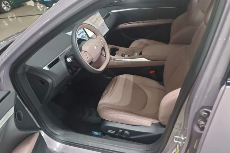 Used XPeng MONA M03 2025 600 with Ultra-Long Range Max Left Front Seat