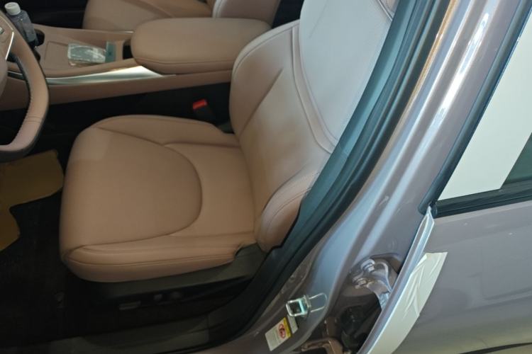Used XPeng MONA M03 2025 502 Long-Range Max Left Front Seat