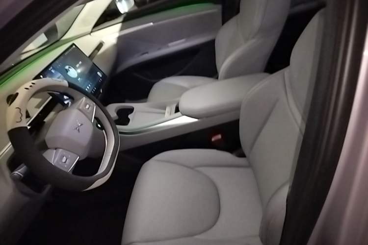 Used XPeng MONA M03 2025 502 Long-Range Max Left Front Seat