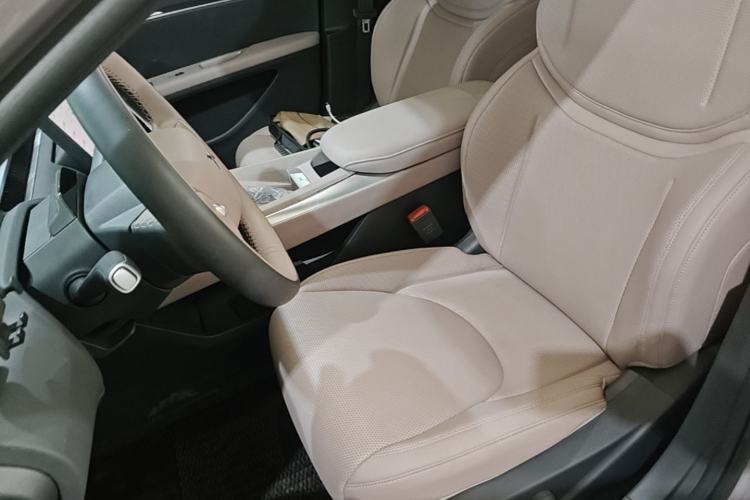 Used XPeng MONA M03 2025 620 Ultra-Long Range Plus Left Front Seat