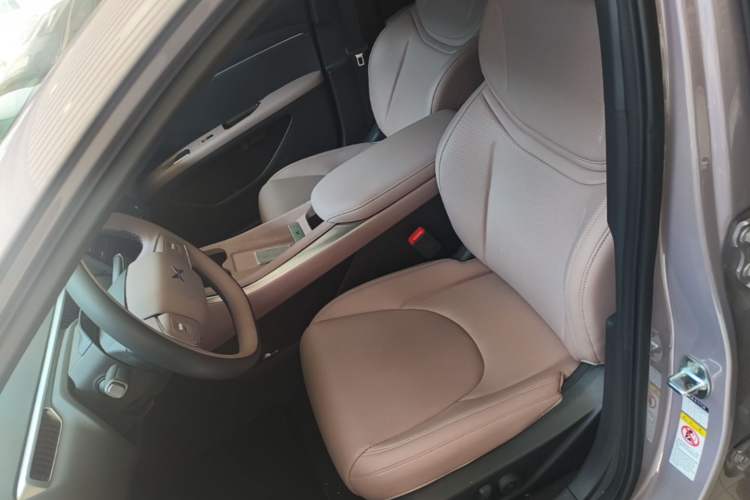 Used XPeng MONA M03 2025 502 Long-Range Max Left Front Seat