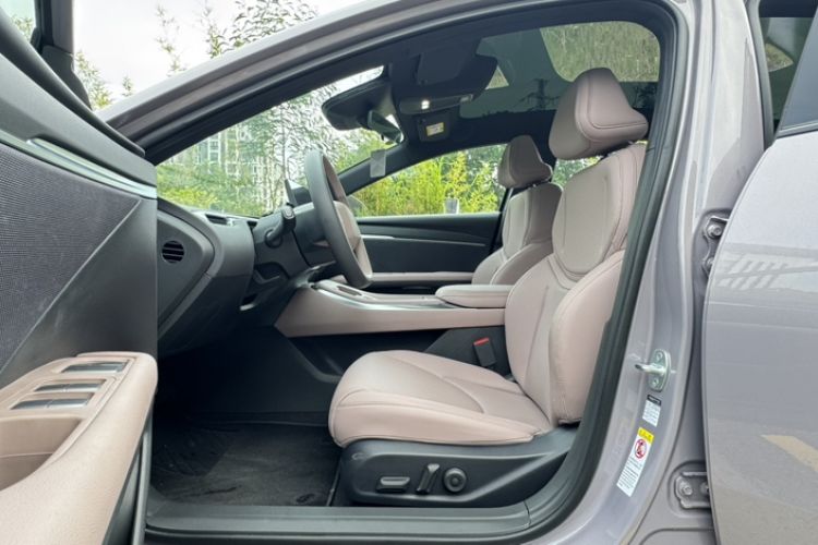 Used XPeng MONA M03 2025 502 Long-Range Max Left Front Seat