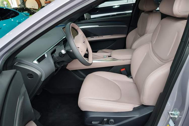 Used XPeng MONA M03 2025 502 Long-Range Max Left Front Seat
