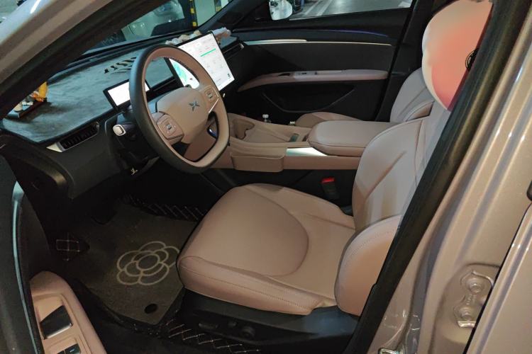Used XPeng MONA M03 2025 600 with Ultra-Long Range Max Left Front Seat