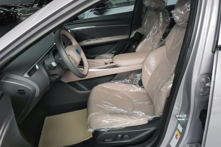 Used XPeng MONA M03 2025 502 Long-Range Max Left Front Seat