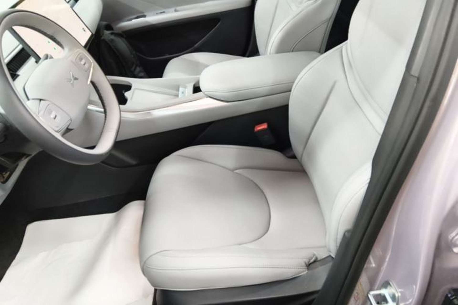 Used XPeng MONA M03 2025 600 with Ultra-Long Range Max Left Front Seat