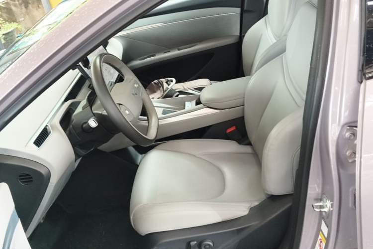 Used XPeng MONA M03 2025 620 Ultra-Long Range Plus Left Front Seat