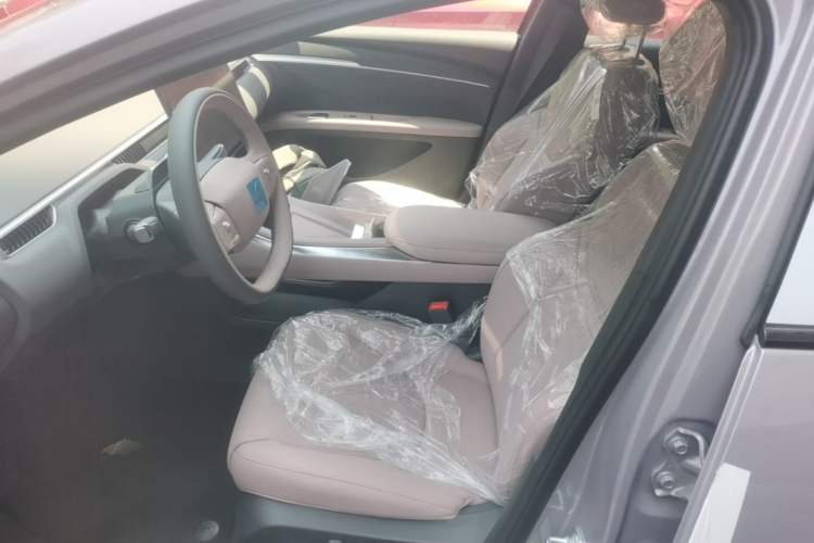 Used XPeng MONA M03 2025 515 Long-Range Plus Left Front Seat