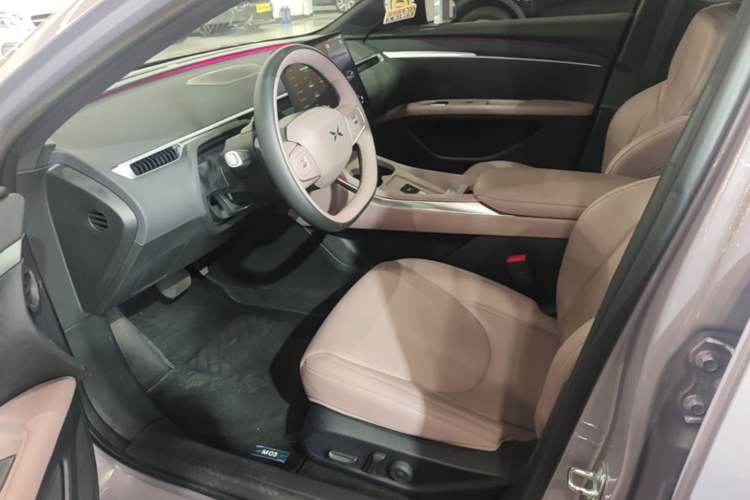 Used XPeng MONA M03 2025 600 with Ultra-Long Range Max Left Front Seat