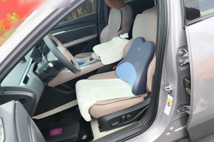 Used XPeng MONA M03 2025 600 with Ultra-Long Range Max Left Front Seat