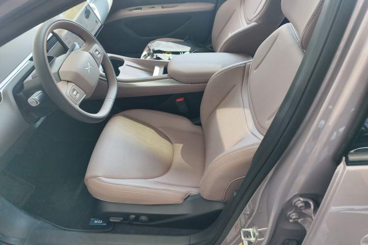 Used XPeng MONA M03 2025 600 with Ultra-Long Range Max Left Front Seat