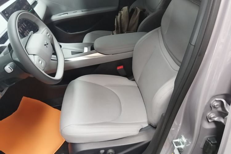 Used XPeng MONA M03 2025 600 with Ultra-Long Range Max Left Front Seat
