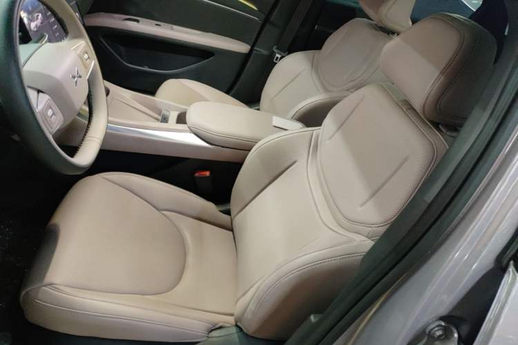 Used XPeng MONA M03 2025 600 with Ultra-Long Range Max Left Front Seat