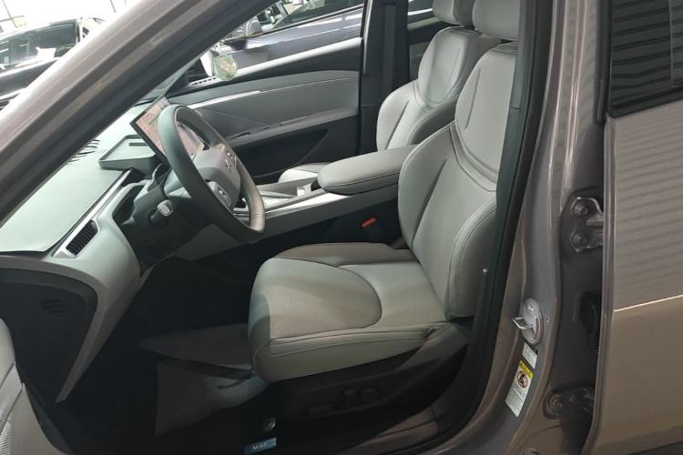 Used XPeng MONA M03 2025 600 with Ultra-Long Range Max Left Front Seat