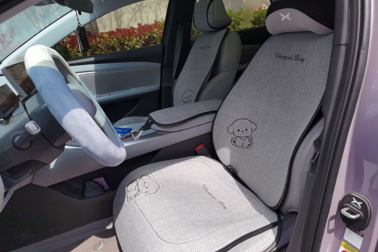 Used XPeng MONA M03 2025 600 with Ultra-Long Range Max Left Front Seat