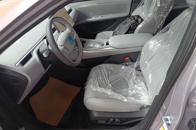 Used XPeng MONA M03 2025 502 Long-Range Max Left Front Seat