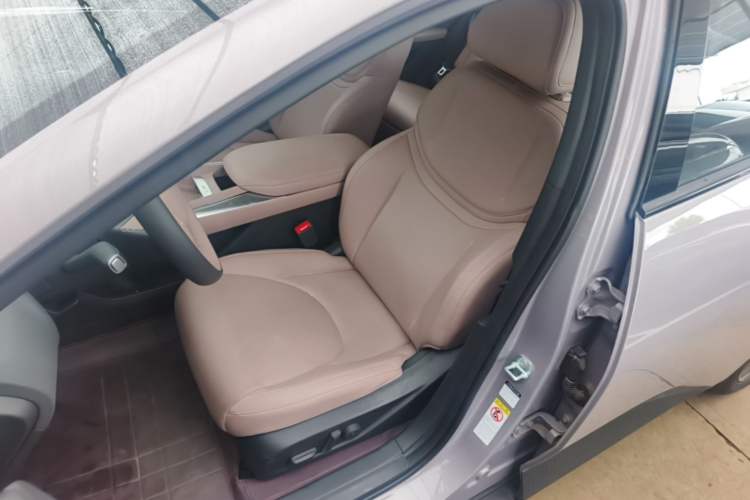 Used XPeng MONA M03 2025 502 Long-Range Max Left Front Seat