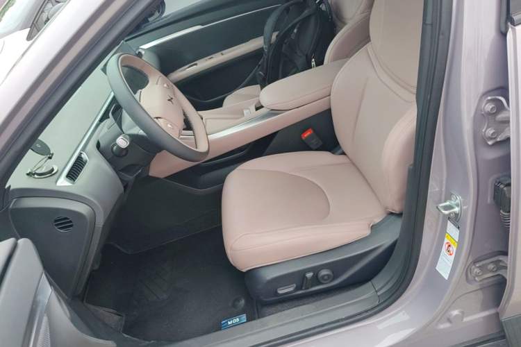 Used XPeng MONA M03 2025 515 Long-Range Plus Left Front Seat