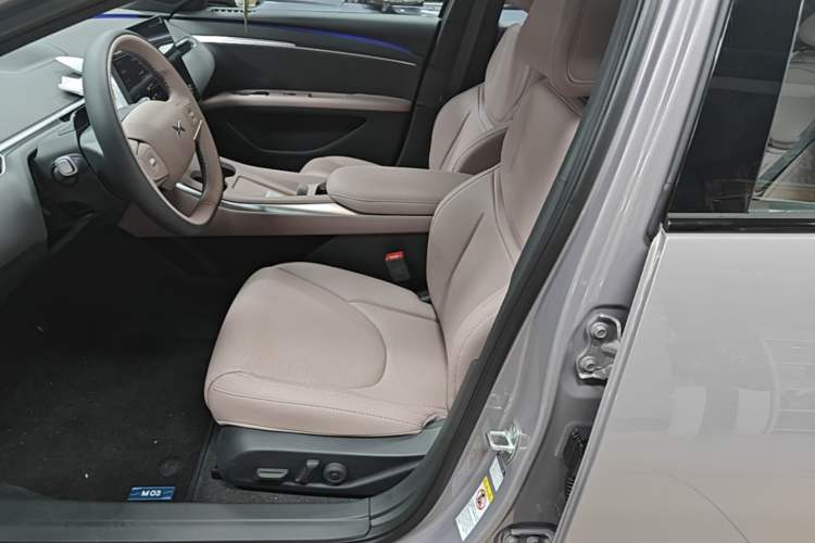 Used XPeng MONA M03 2025 600 with Ultra-Long Range Max Left Front Seat