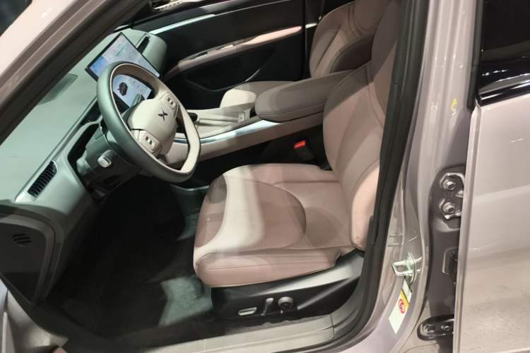 Used XPeng MONA M03 2025 502 Long-Range Max Left Front Seat