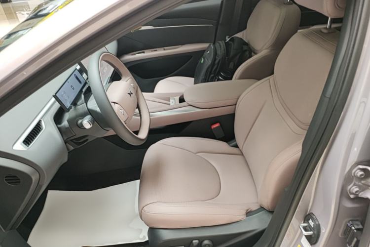 Used XPeng MONA M03 2025 620 Ultra-Long Range Plus Left Front Seat