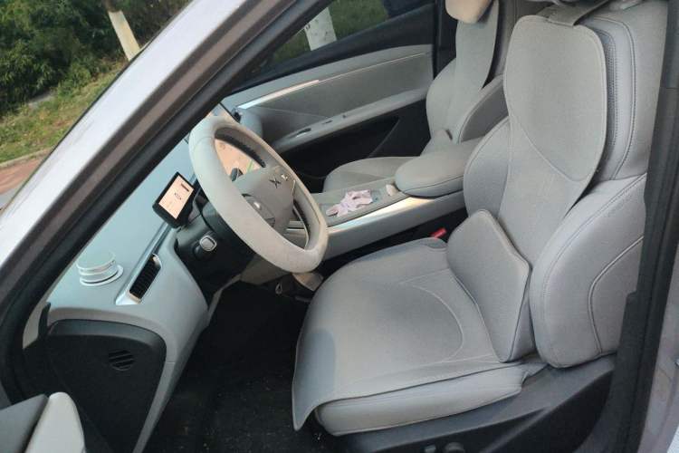 Used XPeng MONA M03 2025 620 Ultra-Long Range Plus Left Front Seat